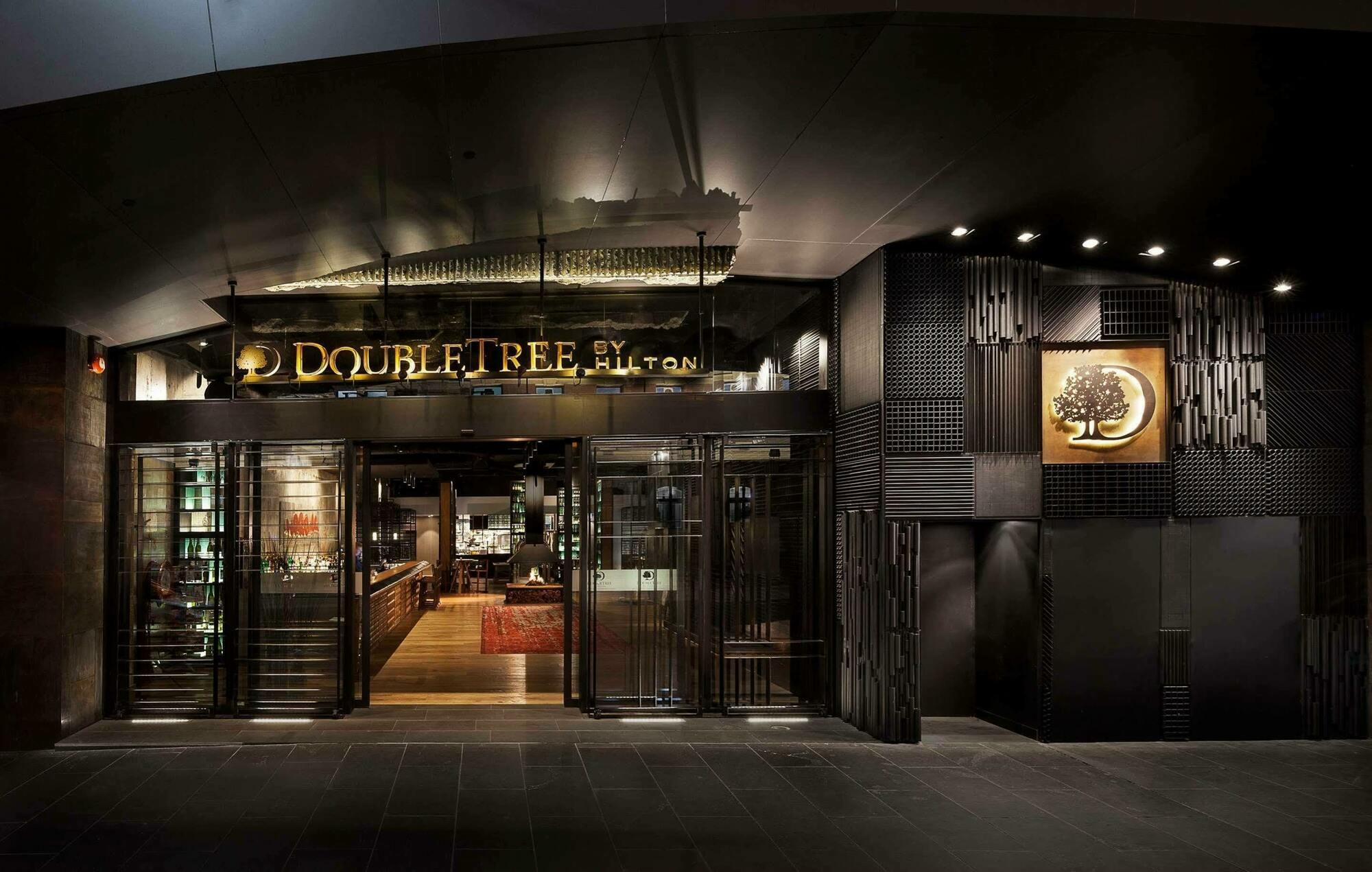 Doubletree By Hilton Melbourne Hotel Exterior photo